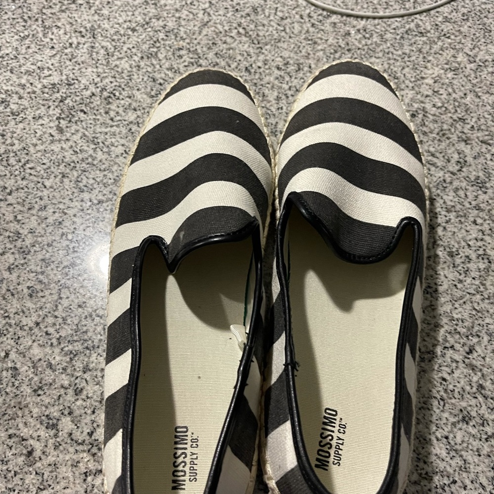 Bought in poshmark,never worn.